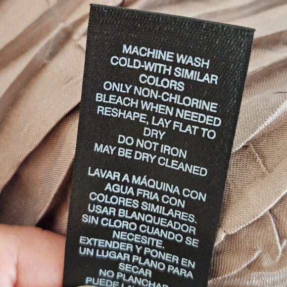 Chico's Travelers Top Sz Large Crinkle Textured Cowl Neck Lightweight Gold - Picture 10 of 10